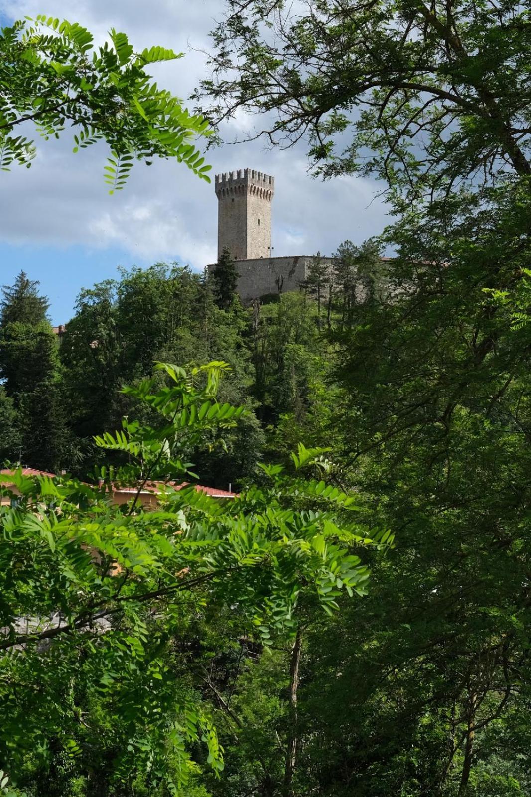 Torre Antica Montese Appartamento 1 Eksteriør bilde